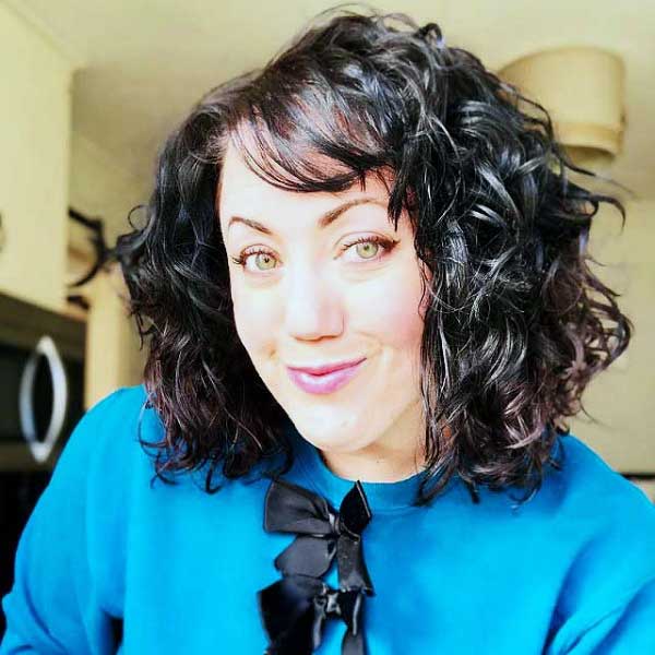 curly-bob-with-bangs