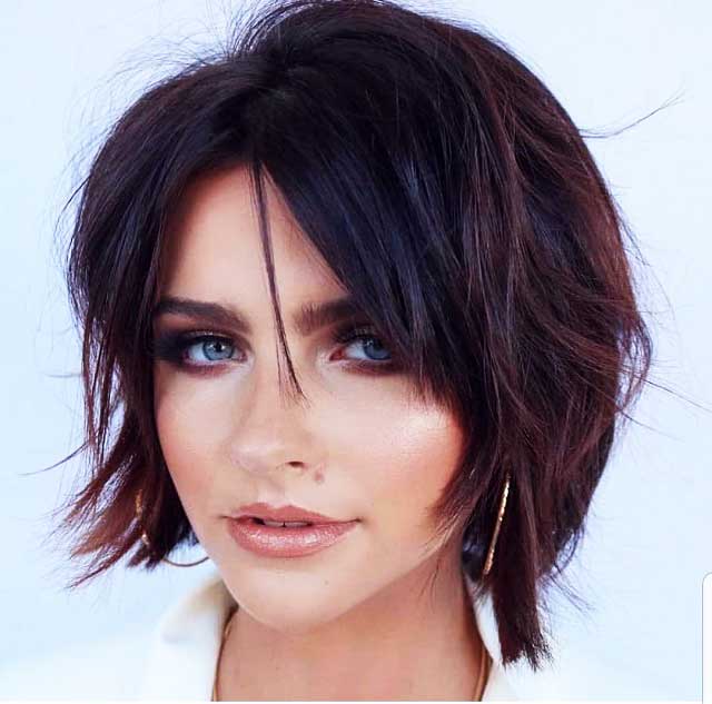 layered-haircuts-with-bangs-for-fine-hair 