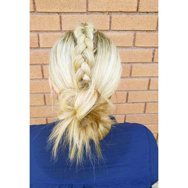 middle-braid-bun 