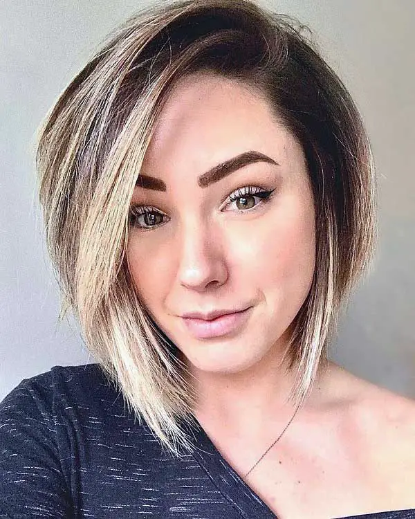 short-inverted-bob-with-bangs-and-layers 