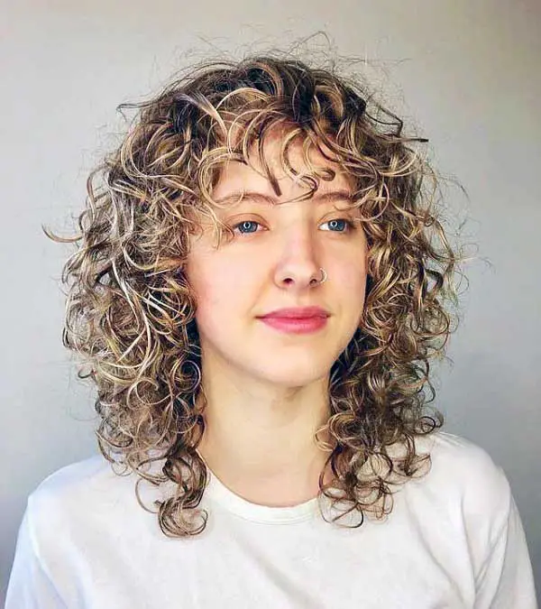 40 Perfect Curly Hair With Bangs that Will Be Surely Noticed - HqAdviser