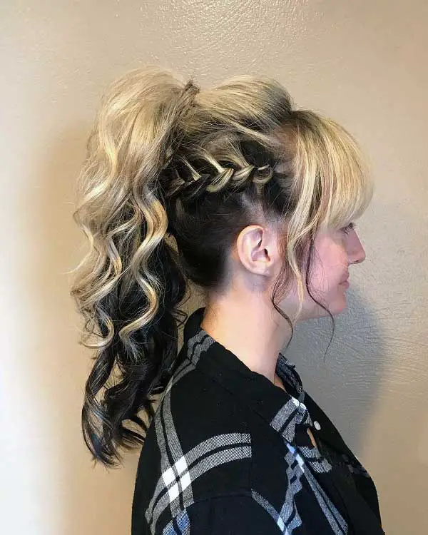 high-curly-ponytail 