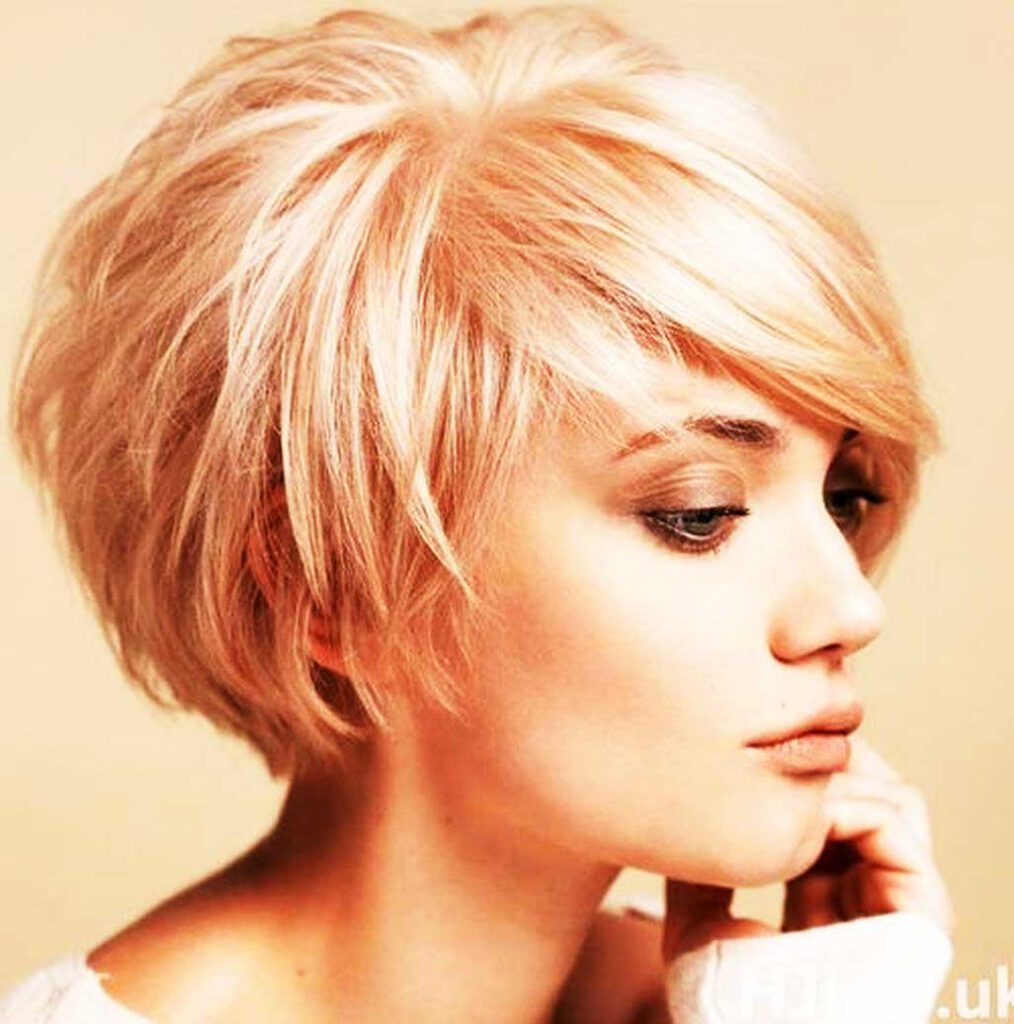 60 Amazing Layered Haircuts With Bangs To Set Trends - HqAdviser