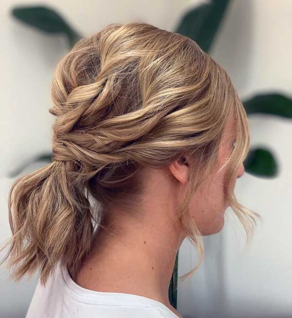 short-curly-ponytail 
