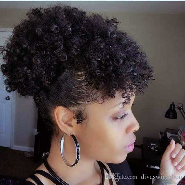 Curly-ponytail-with-bangs