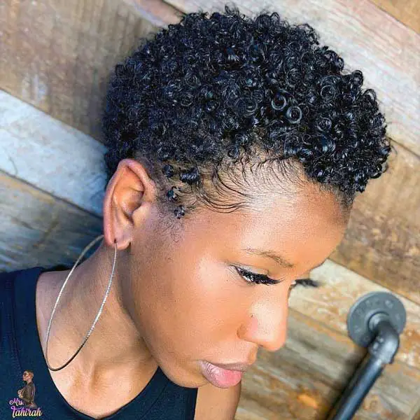 curly-pixie-cut-black-girl