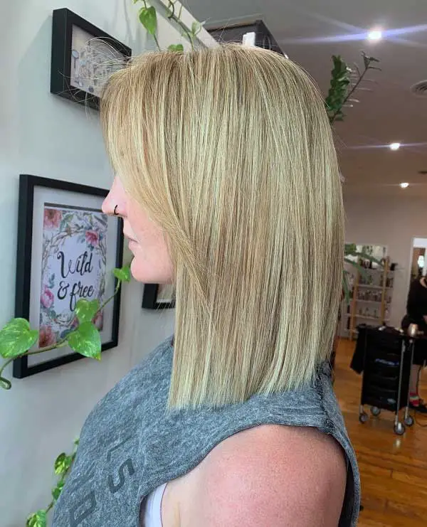 medium-blonde-bob