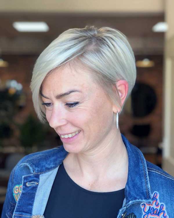 short-blonde-bob