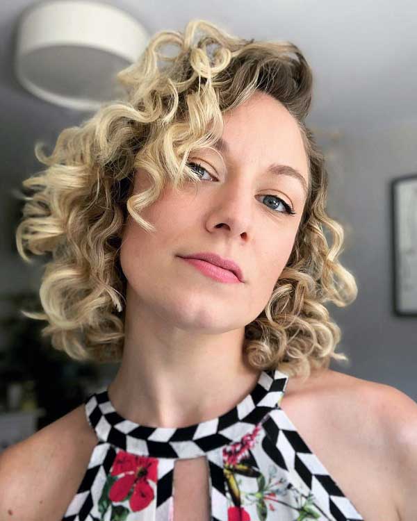 short-curly-bob-with-bangs