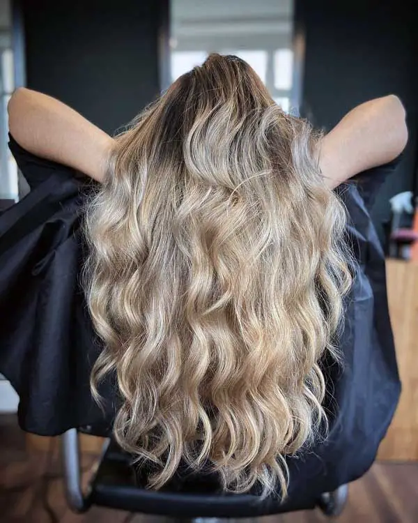 balayage-curly-hair-blonde