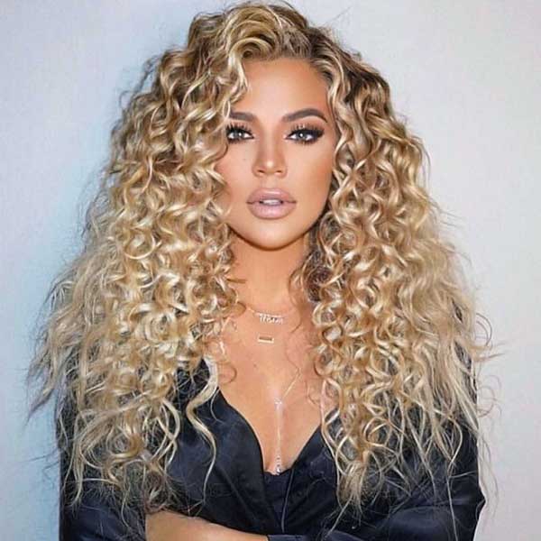 celebrities-with-blonde-curly-hair