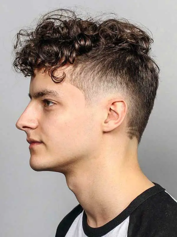 loose-curly-hair-undercut-fade-haircutinspiration