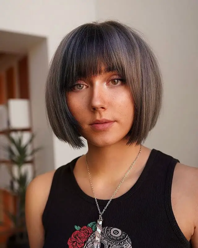 short hair with bangs for round face