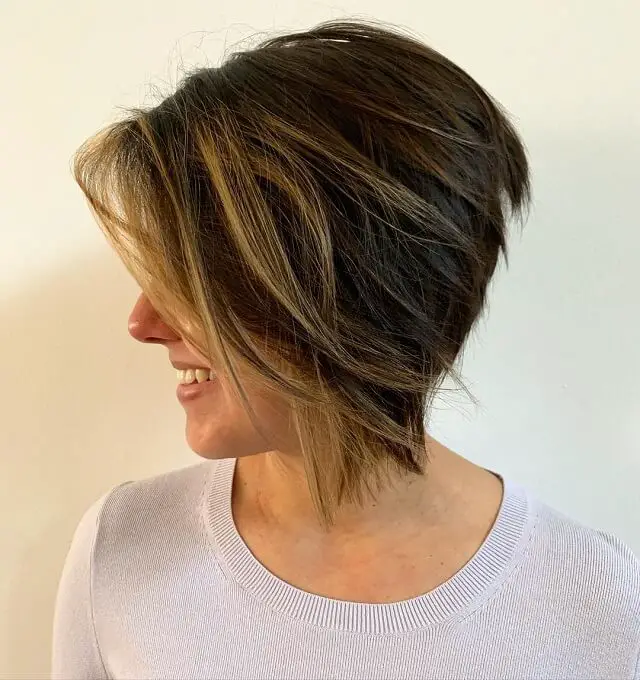 short stacked bob haircut with bangs