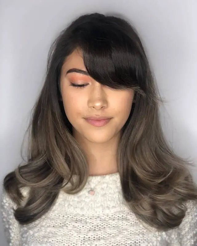 side swept bangs for round face