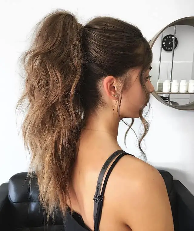 messy high ponytail