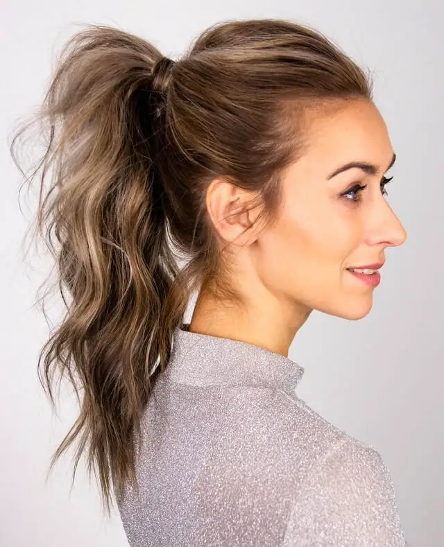 messy high ponytail