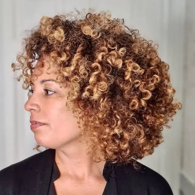 curly bob for thick hair