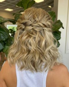 38 Half Up Half Down Curly Hairstyles for Every Occasion - HqAdviser