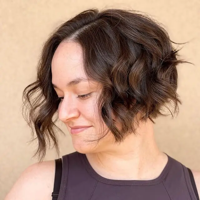 jaw length messy choppy bob