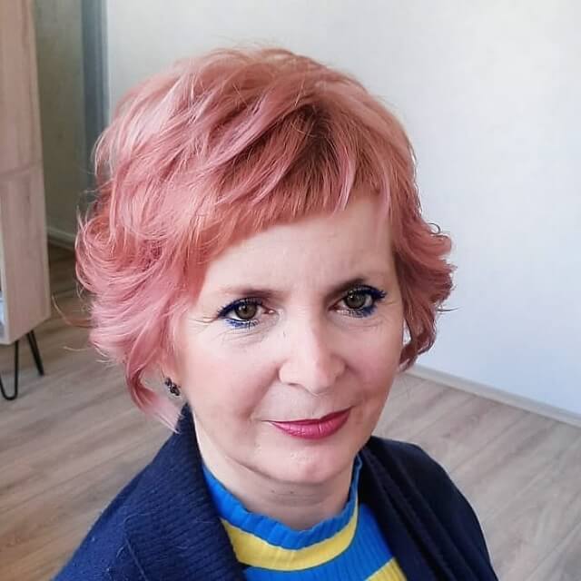 messy bob for Women Over 60