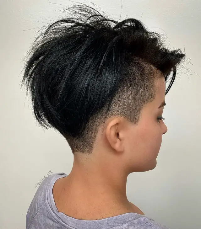 messy undercut pixie