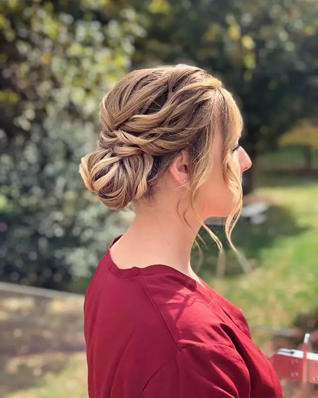 side bun updo