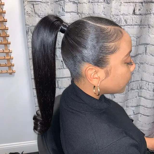 side part ponytail black girl