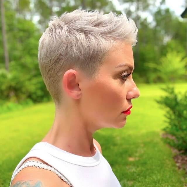 classic low maintenance pixie cut for thick hair 