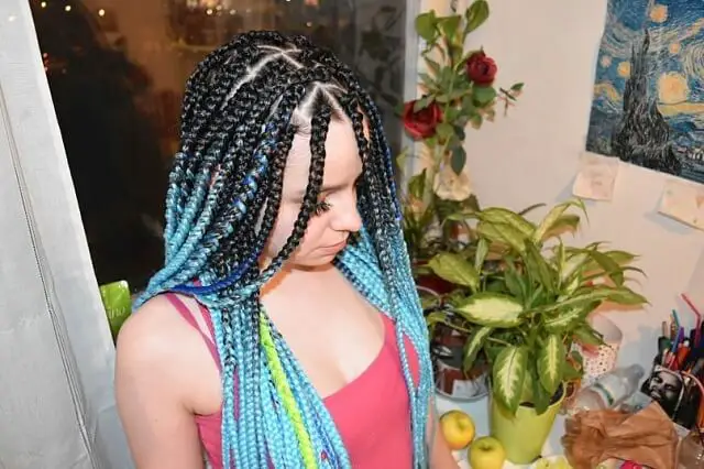 light blue box braids