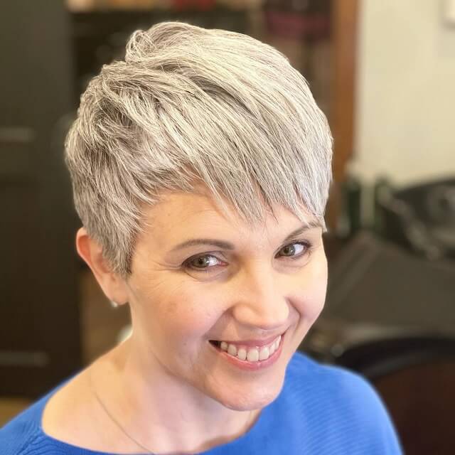 pixie cut with bangs for thick hair
