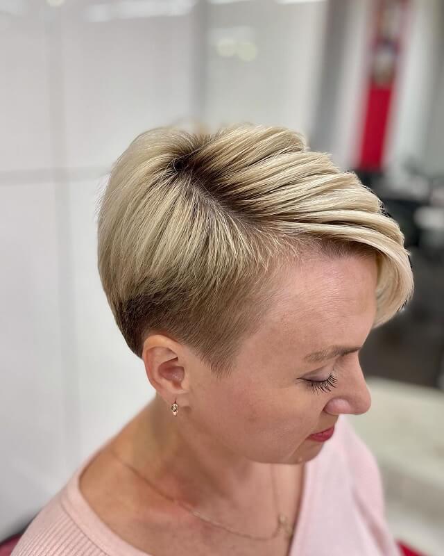pixie cut with shaved sides for women over 50