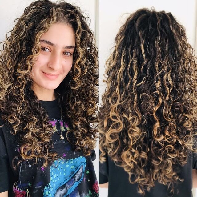 caramel balayage curly hair