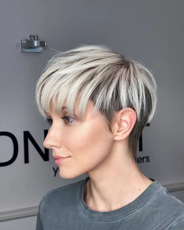 layered pixie cut with bangs