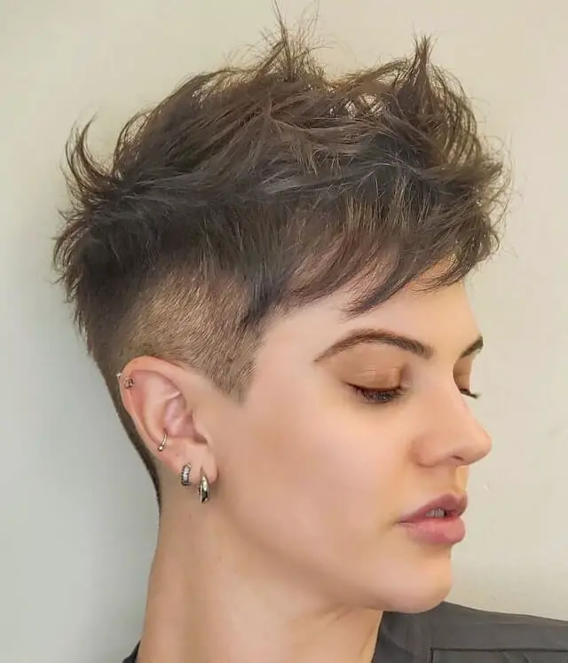 messy pixie cut with bangs