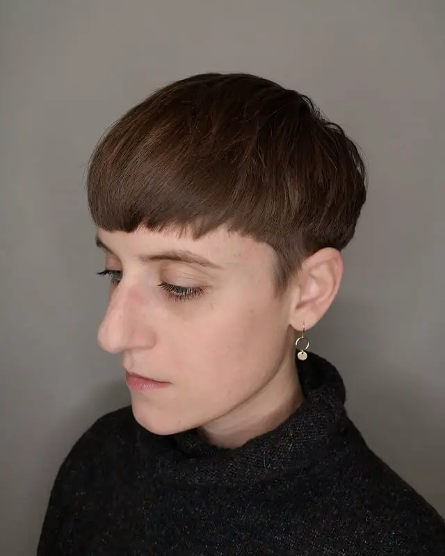mushroom bob haircut