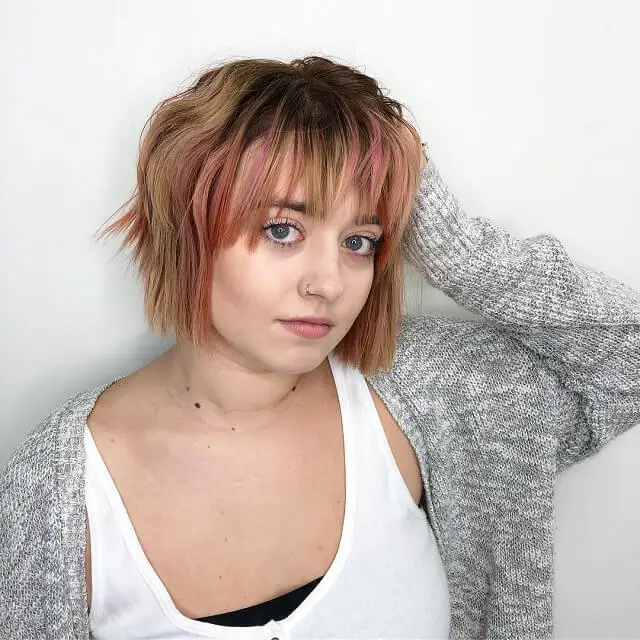  Textured razor-cut choppy bob