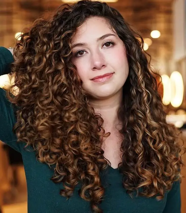 caramel curly hair highlights