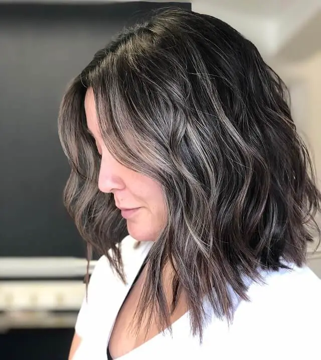 choppy shoulder length layered bob