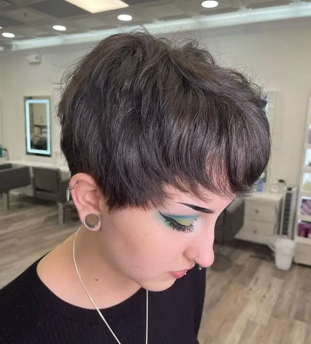 shaggy choppy pixie cut 