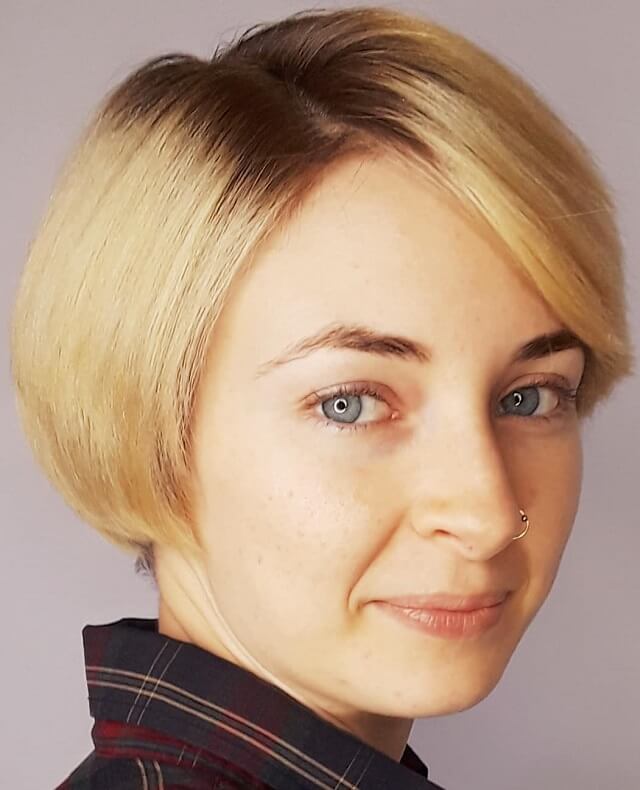 70s wedge hairstyle